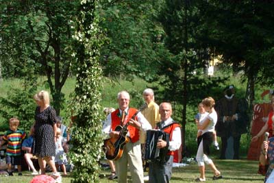 Dscf0002.jpg (454945 bytes)